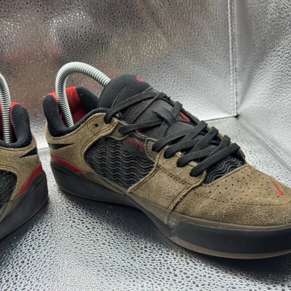 Size 7.5 - Nike SB Ishod Wair Light Olive‎ Skate Shoe DC7232-300 Mens main image 5